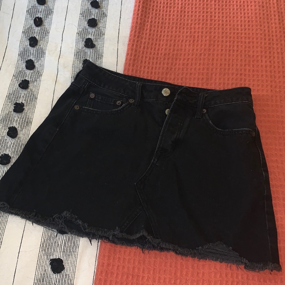 American Eagle Black Jean Skit